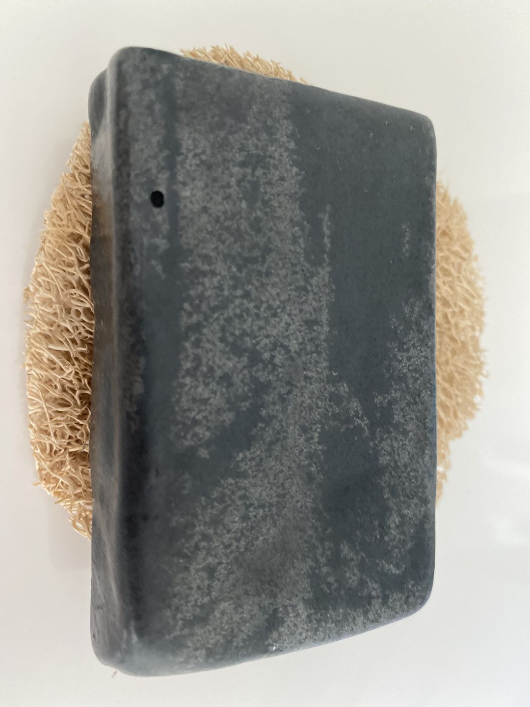 Customer photo review of Aktivkohle mit Rosmarin & Zitrone (Für unreine, fettende Haut & Mischhaut)