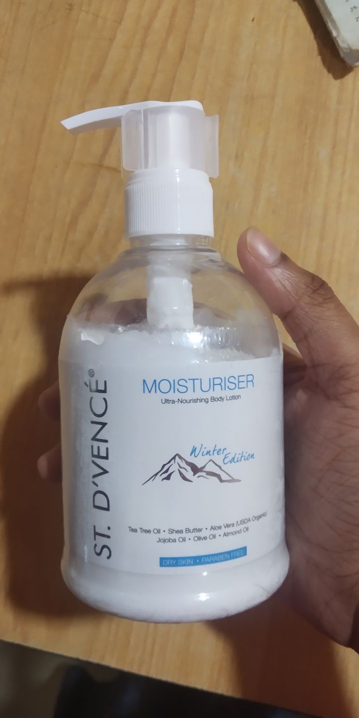 Customer photo review of Winter Body Lotion with Tea Tree & Shea Butter, 300 ml