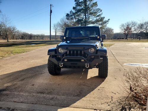 Customer photo review of Gladiator Grille w/ LED Off-Road Lights for 07-18 Jeep Wrangler JK
