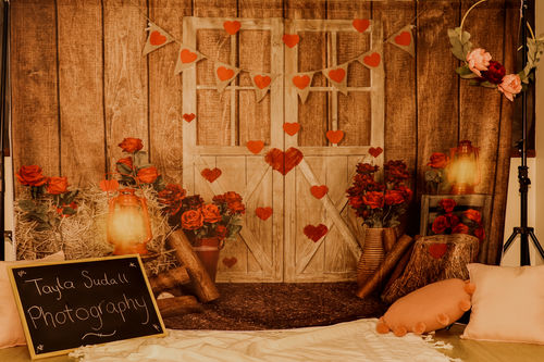 Customer photo review of Kate Valentine's Day Roses White Door Lights Backdrop Designed by Emetselch