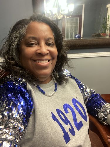 Customer photo review of Ombre Sequins Sleeve 1920 Sweatshirt- New Arrival