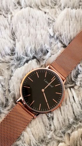 Customer photo review of World Edition Rosé Gold Black