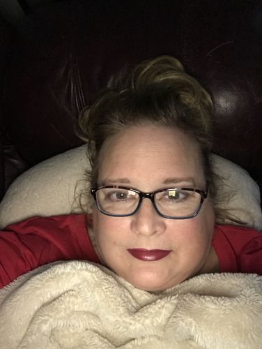 Customer photo review of JuvaBun Messy Bun