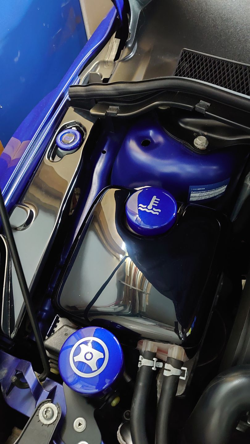 Customer photo review of Engine Cap Cover Kit (Painted/ Hydrodipped) - Mk2/3/4 Focus / Mk 6/7/8 Fiesta inc ST180