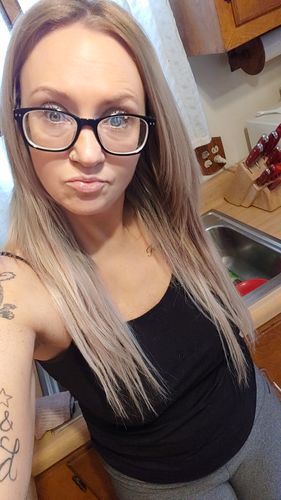 Customer photo review of Full Shine Tape in Hair Extensions 100% Remy Human Hair Balayage Ombre 40 Pieces 100 Grams (8/60/18)