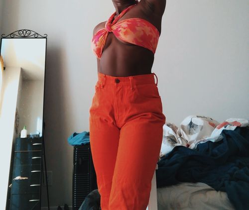 Customer photo review of The Leo Top / Flora