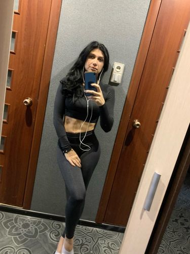 Customer photo review of Classic Black Seamless Set