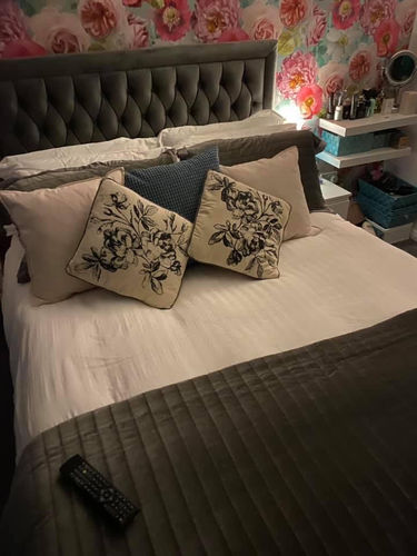 Customer photo review of Zayibal Bed Frame