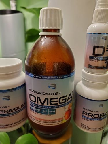 Customer photo review of Omega 3 + D3 & E