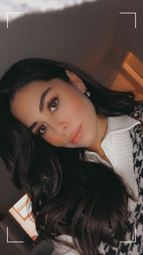 Customer photo review of Karma Ohr Piercing 18 Karat Vergoldet