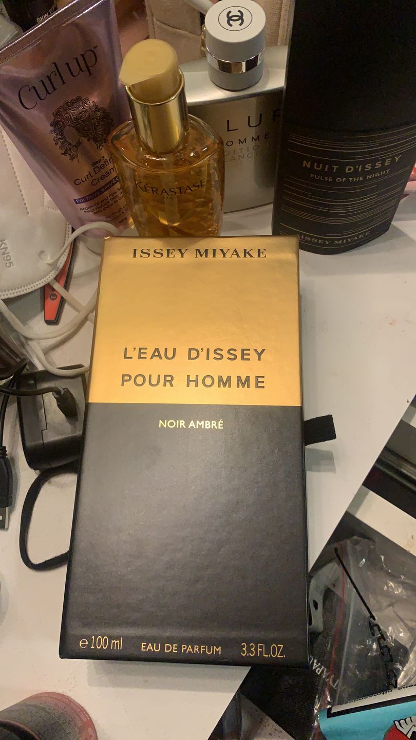 Customer photo review of Issey Miyake L'Eau D'Issey Pour Homme Noir Ambre Eau De Perfume - 100ml