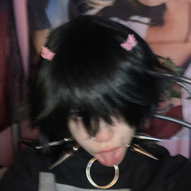 Customer photo review of Men Black Long Straight Fringe Bangs Layered Mullet Cosplay Wig
