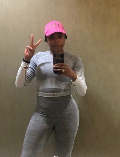 Customer photo review of Heather Seamless