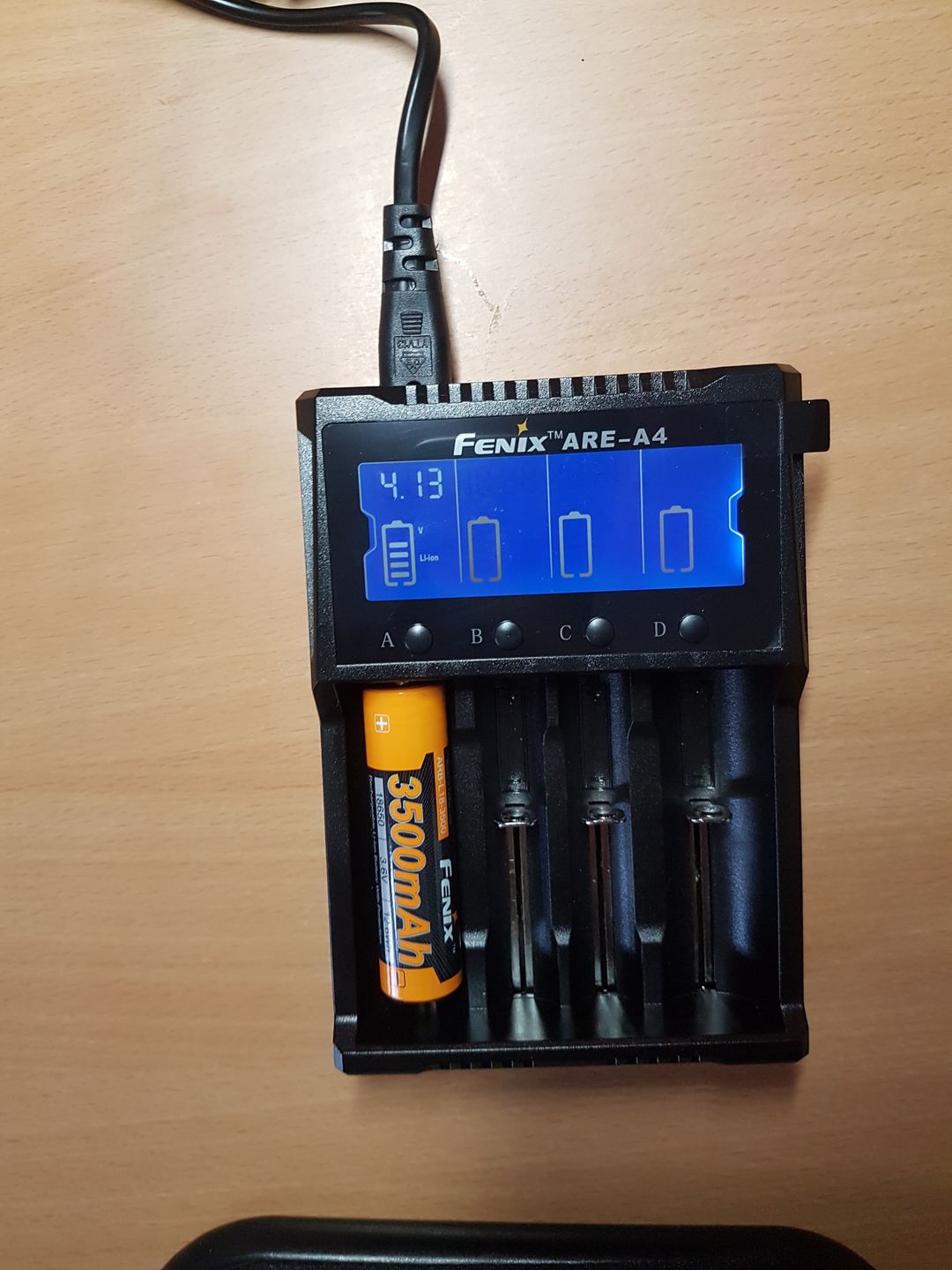Customer photo review of Pile rechargeable Fenix ARB-L18 - 18650 - 3500 mAh pour toutes les lampes Fenix utilisant des 18650