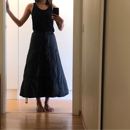 Customer photo review of High Waist Skirt Fashion New Women Elastic Waist Black 2021 Winter Pocket Goddess Fan Casual Style Loose Skirt ( Limited Stock)