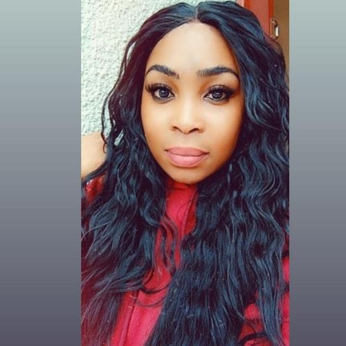 Customer photo review of Freetress Lite Wig 005