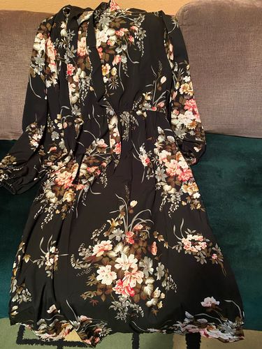 Customer photo review of Puff Sleeve Spring Winter Floral Dress Women Casual Bow Stand Collar High Wasit Long Sleeve Dress