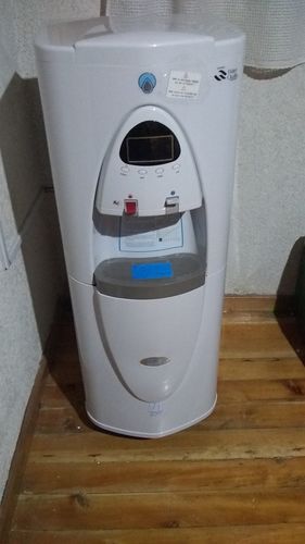 Customer photo review of NUBE SS30: Atmospheric Water Generator (8 Gal/day) .