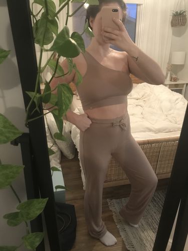 Customer photo review of The Casa Pant / Latte