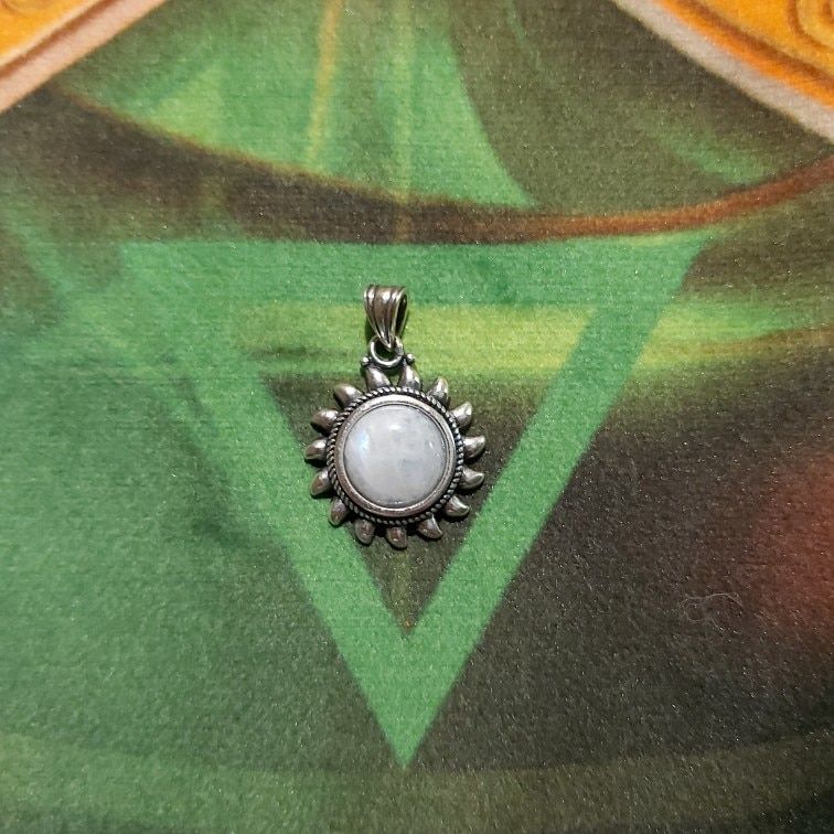 Customer photo review of 925 Sterling Silver & Natural Moonstone Sunshine Necklace