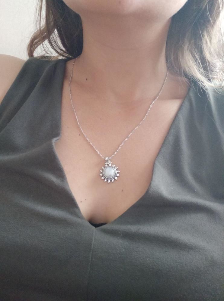 Customer photo review of 925 Sterling Silver & Natural Moonstone Sunshine Necklace