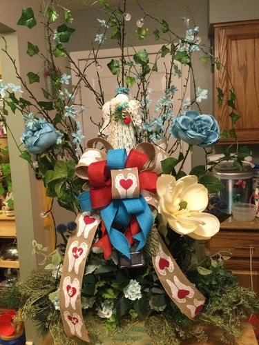 Customer photo review of 5 Ft Heart Berry Garland 61572