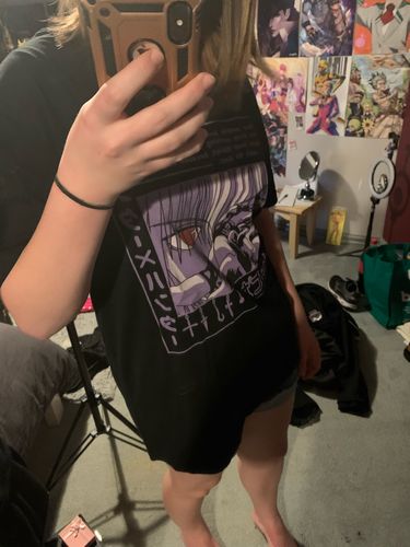 Customer photo review of Kurapika - Scarlet Eyes Tee