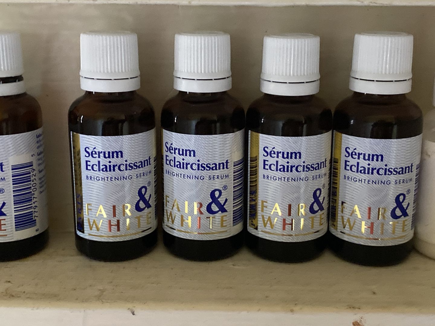 Customer photo review of Fair & White Original Brightening Serum - For all Skin Types - 30ml / 1 fl oz