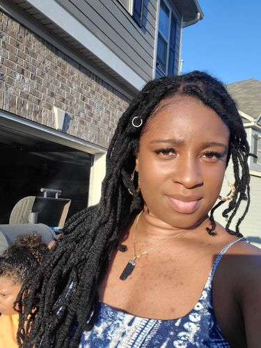 Customer photo review of Entire Peculiar Roots Locs & Natural Hair Box (PRE-ORDER)