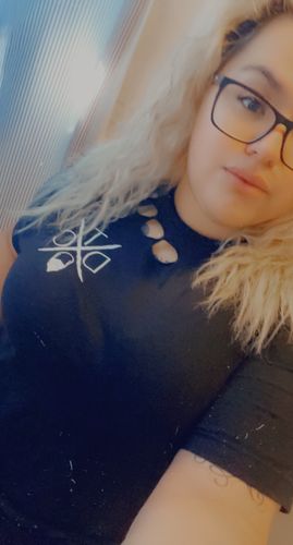 Customer photo review of 155- Outlaw Woman Crop Top - Black