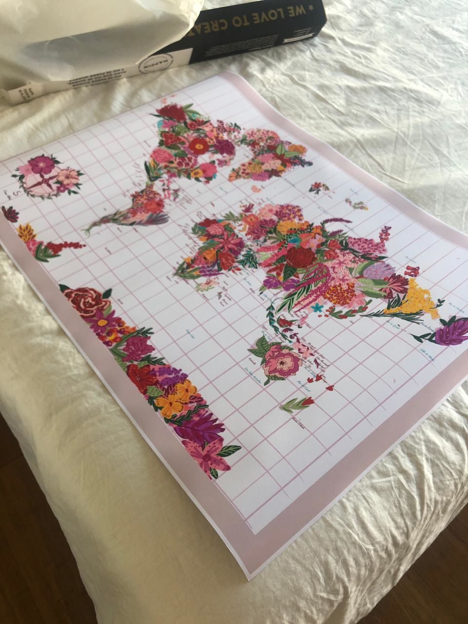 Customer photo review of Mapa Mundi de Flores - Lámina