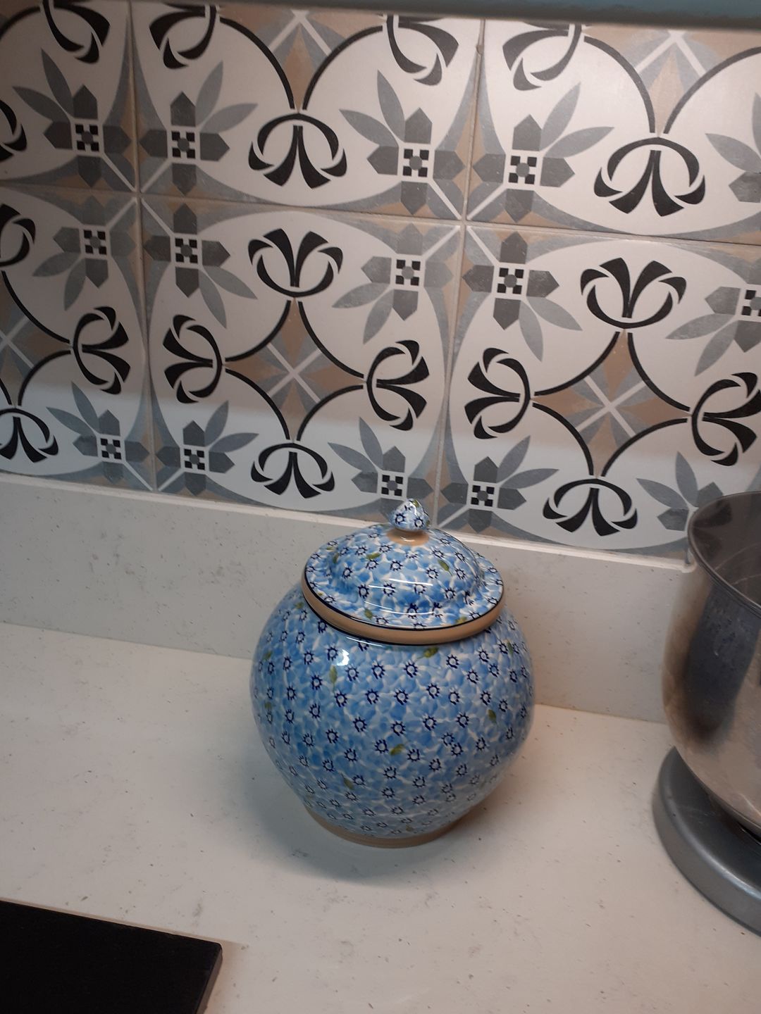 Customer photo review of Cookie Jar Lawn Light Blue