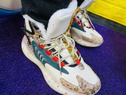 Customer photo review of Winter High-top Warm Plush Sneaker