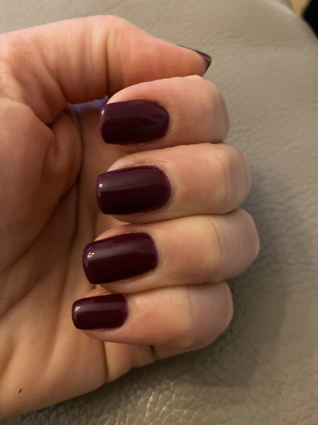 Customer photo review of Semilac 083 Burgund Wine UV Gel Polish7 ml