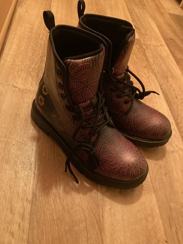 Customer photo review of Chakras-Stiefel