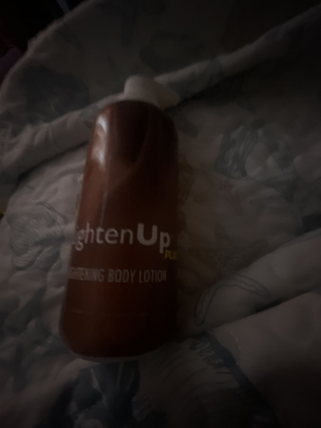 Customer photo review of Omic LightenUp PLUS Lightening Body Lotion - 400ml
