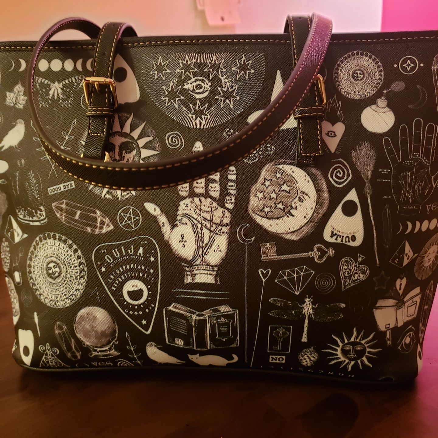 Customer photo review of Witch Please - Big Purse