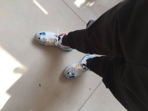 Customer photo review of Graffiti Breathable Mesh Casual Sneakers
