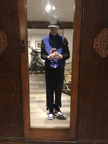 Customer photo review of Nike Mini Swoosh Cargo Sweatpants Size Large