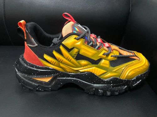 Customer photo review of 2021 New Mechanical Elements Sneaker