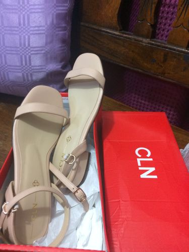 Customer photo review of Elegance Heel Sandals