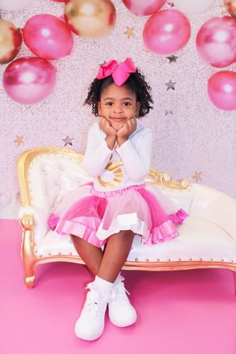 Customer photo review of Kate Cake Smash Star Red Balloons Backdrop Designed by Emetselch