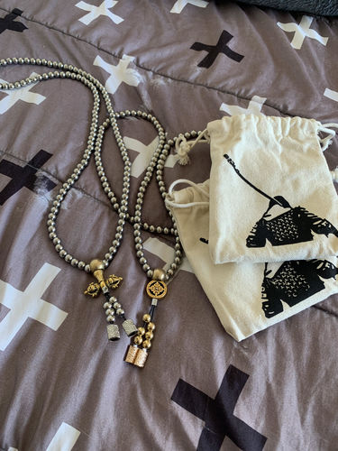 Customer photo review of The Yunix Necklace