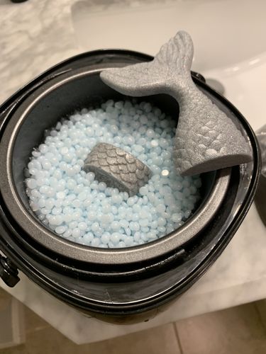 Customer photo review of At-Home "Glitter Wax" The Original Patented Mermaid Glitter Bombs
