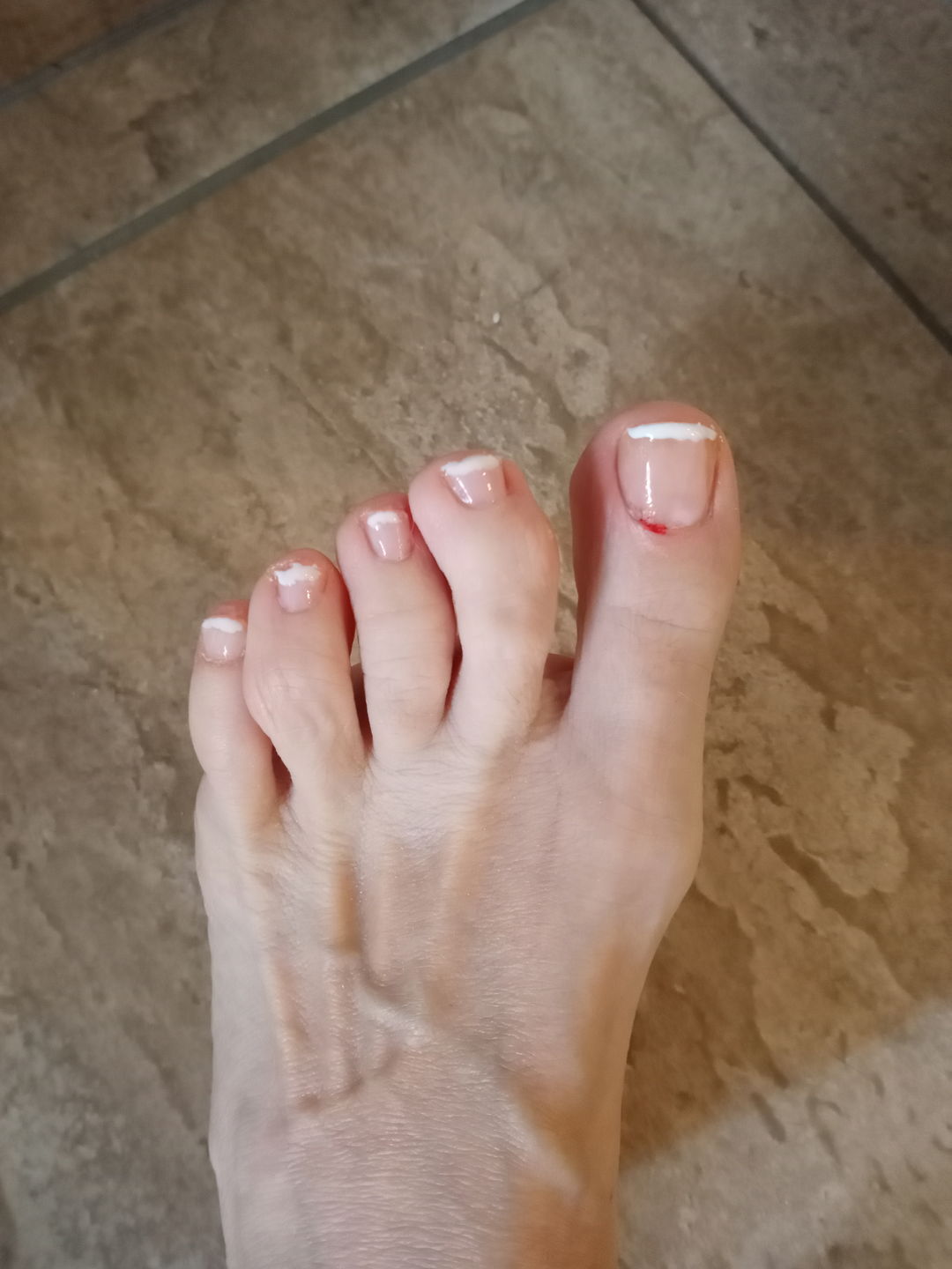 Customer photo review of Semilac 002 Delicate French UV Gel Polish 7 ml
