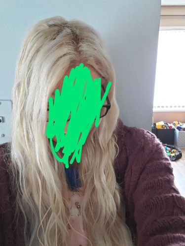 Customer photo review of Full Shine U-Tip (Nail Tip) 100% Brazilian Keratin Human Remy Hair Extensions Solid Color (#60)