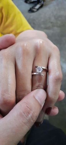 Customer photo review of 1ct Rynek Engagement Ring