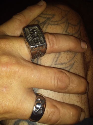 Customer photo review of ANTIQUE CROSS BONE RING