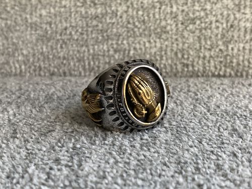 Customer photo review of PRAYER HANDS GOLD RING