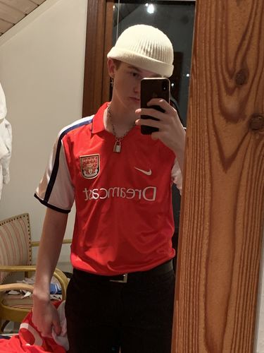 Customer photo review of HIGHBURY 2000/2002 Home Kit - Short sleeve